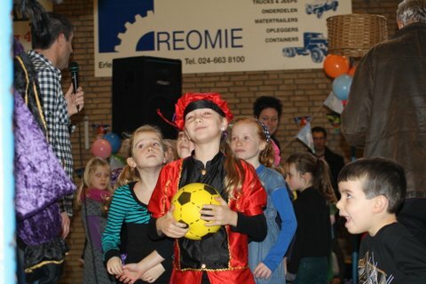 De F en E bij de Sint